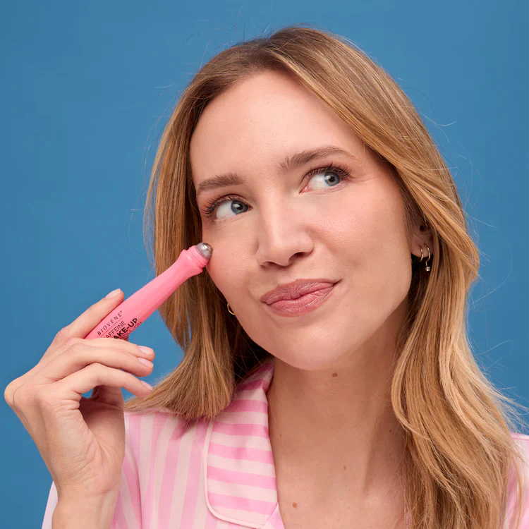 Caffeine eye serum with vitamin E to refresh tired eyes 15 ml - Nutra Best Europe