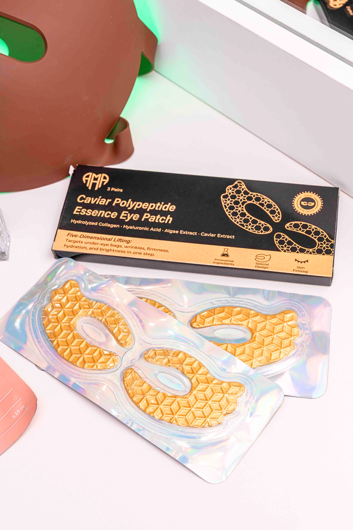 Regenerating mask with caviar, collagen and peptides for the eye area – 3 pieces - Nutra Best Europe