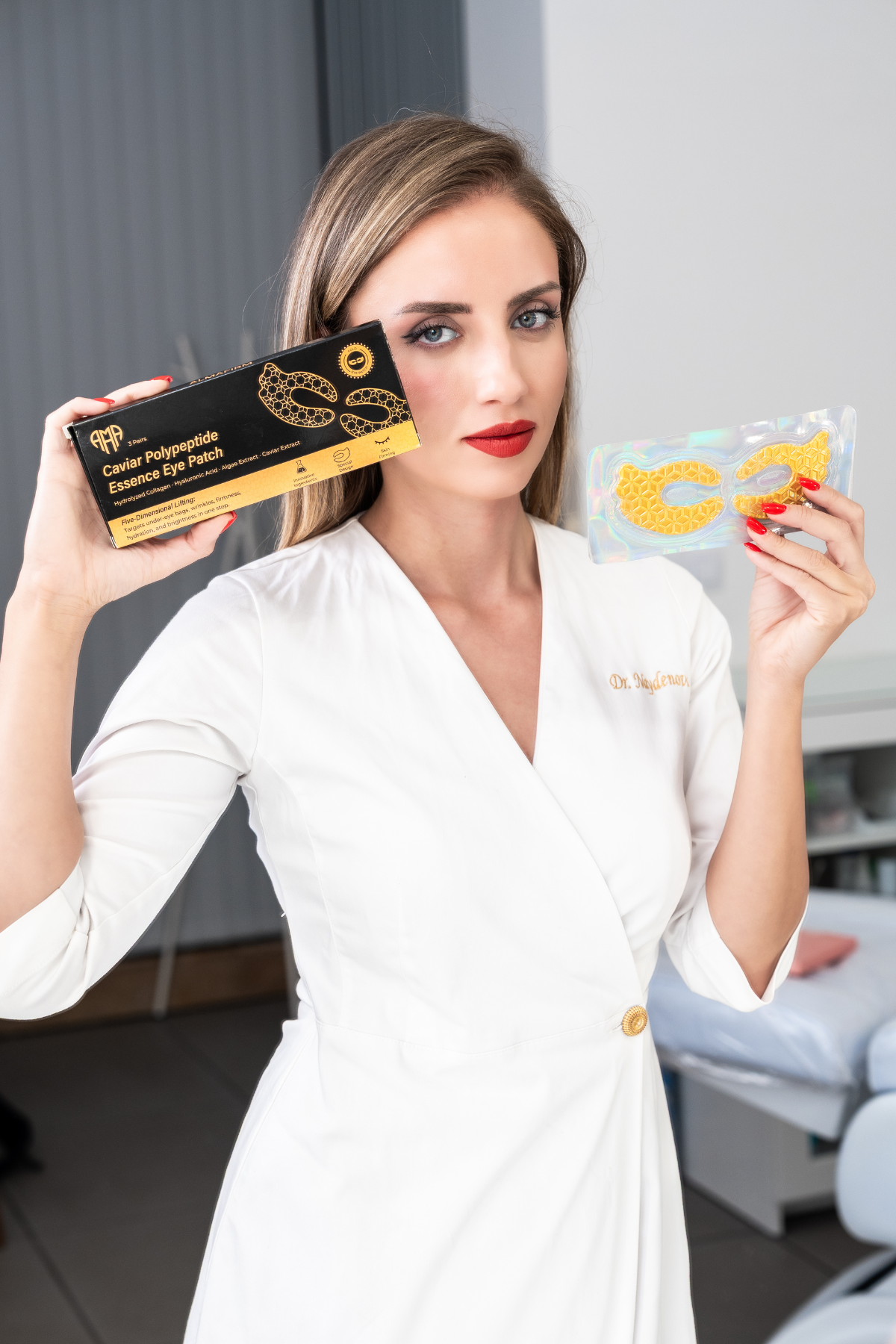 Regenerating mask with caviar, collagen and peptides for the eye area – 3 pieces - Nutra Best Europe