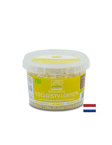 Nutritional yeast with B vitamins, 60 g powder Mattisson Healthstyle - Nutra Best Europe